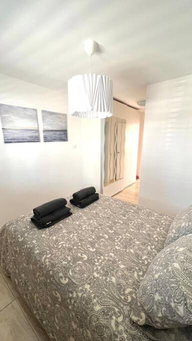 Casa Teddy - Central And Modern One Bedroom Apartment تياس المظهر الخارجي الصورة