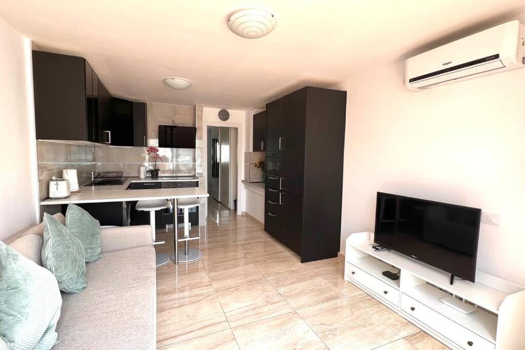 Casa Teddy - Central And Modern One Bedroom Apartment تياس المظهر الخارجي الصورة