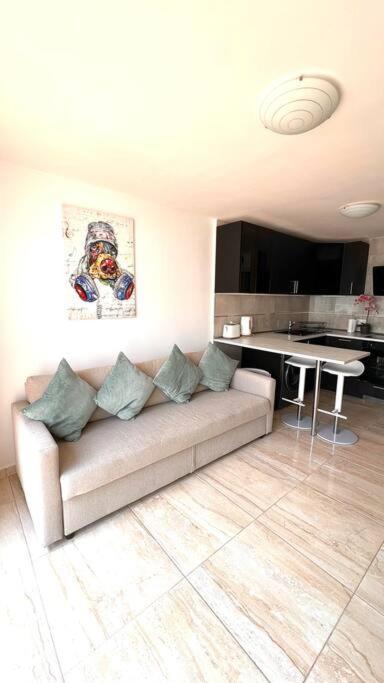 Casa Teddy - Central And Modern One Bedroom Apartment تياس المظهر الخارجي الصورة